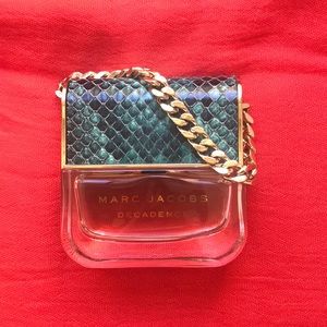Marc Jacobs Divine Decadence eau de Parfum 30ml